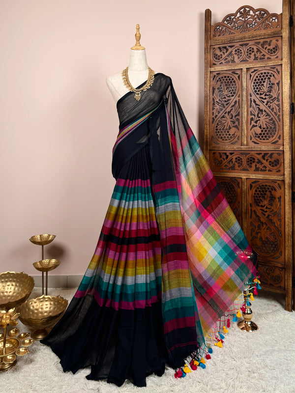 Black Handspun Pure-Cotton Checkered-Design Bengal-Saree