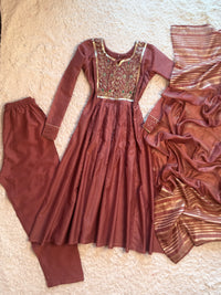 Selected Blouse Neckline