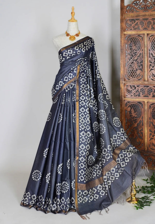 Grey-White Silk-Cotton Batik-Printed Woven-Border Bengal-Saree