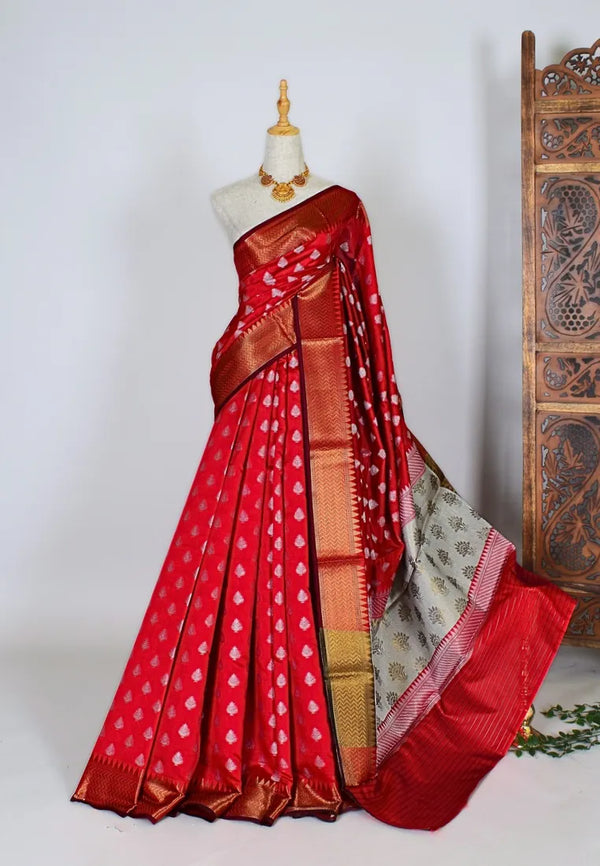 Red Gold Silk Cotton Silver Zari Grand Pallu Banarasi Saree