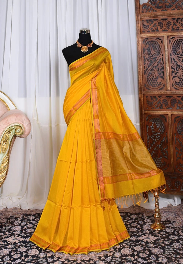 Sun-Yellow Pure-Silk-Cotton Thin-Border Plain-Body Zari-Border Handloom Maheshwari-Saree