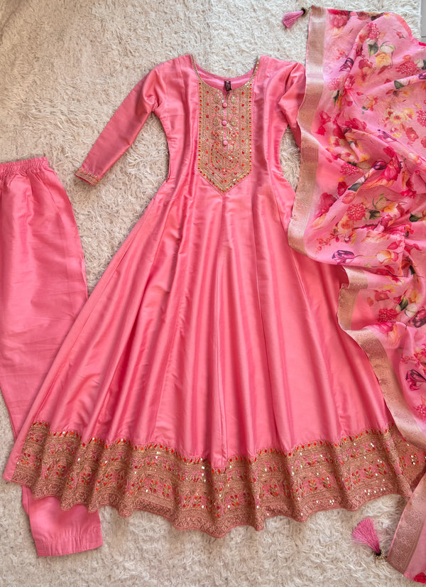 Soft-Pink Crepe-Silk Heavy-Embroidered Flare-Anarkali Floral-Dupatta-Kurti-Set