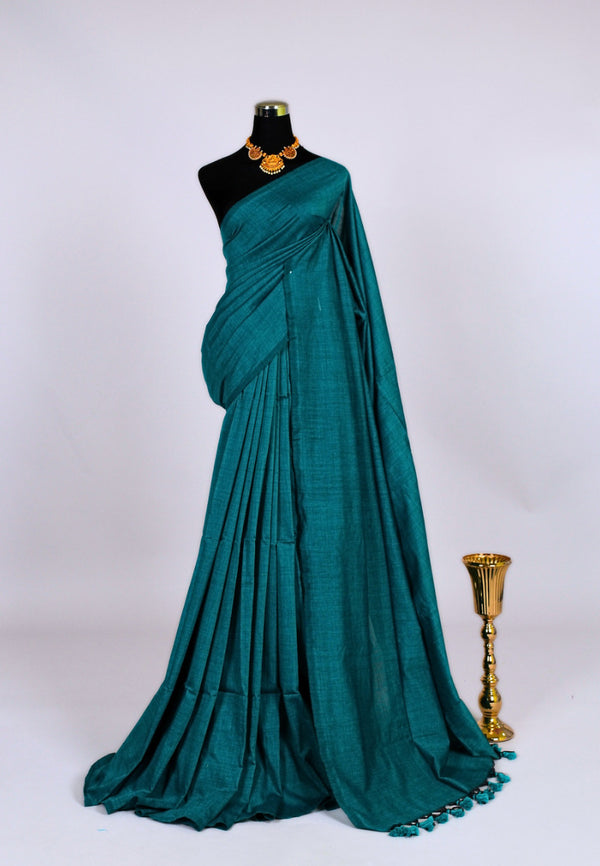 Peacock-Green Handspun Pure Cotton Plain Bengal Saree.