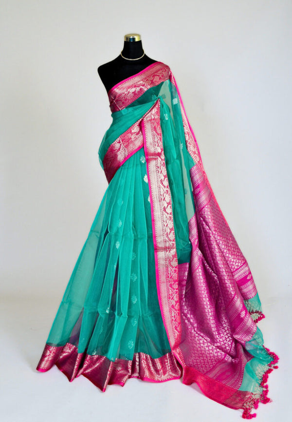 Turquoise-Pink Handwoven Pure Muslin Silver Zari Bengal Saree
